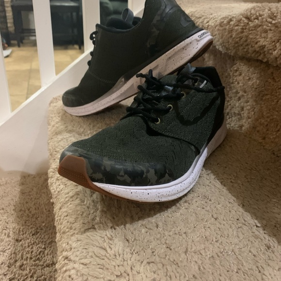 Quicksilver camouflage shoes - Picture 3 of 3